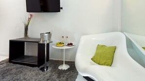 Suite | Aire de séjour | Téléviseur à DEL