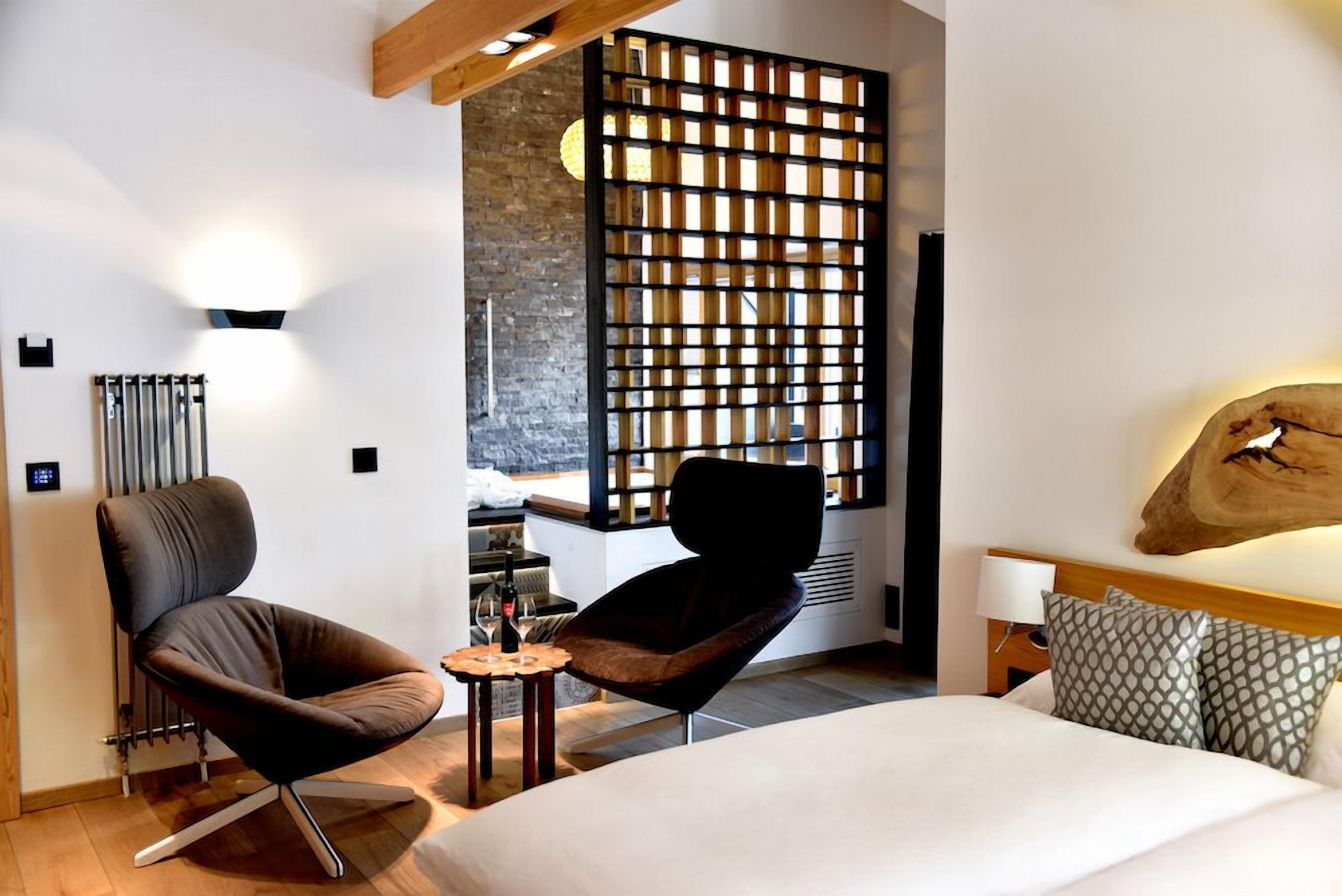 Superior Suite, Balcony, Mountain View | Hypo-allergenic bedding, minibar, in-room safe, blackout curtains