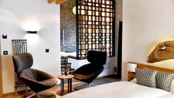 Superior Suite, Balcony, Mountain View | Hypo-allergenic bedding, minibar, in-room safe, blackout curtains