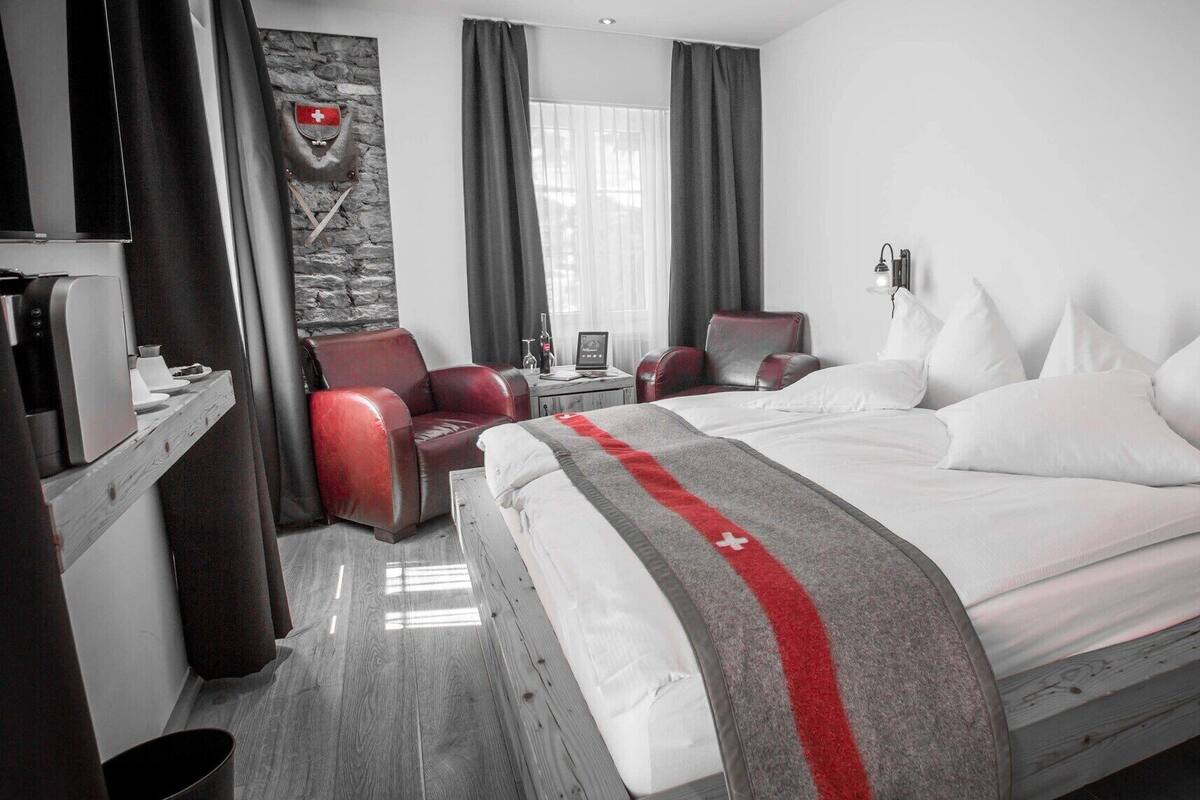 Habitación Confort doble, vistas al valle | Ropa de cama hipoalergénica, minibar, caja fuerte y cortinas opacas