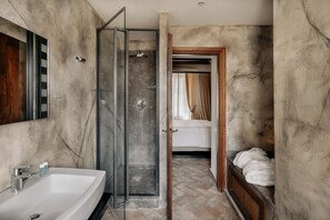 Luxury Studio Suite | Bathroom - Relais Giulia (Rome)