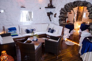 Free daily cooked-to-order breakfast