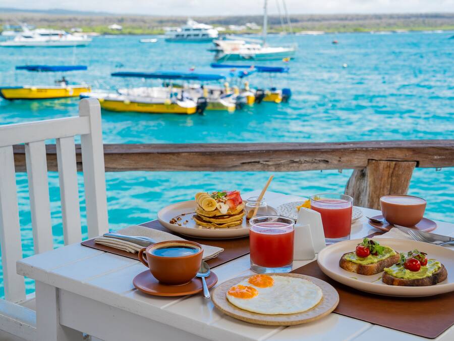 Desayuno a la carta incluido todos los días