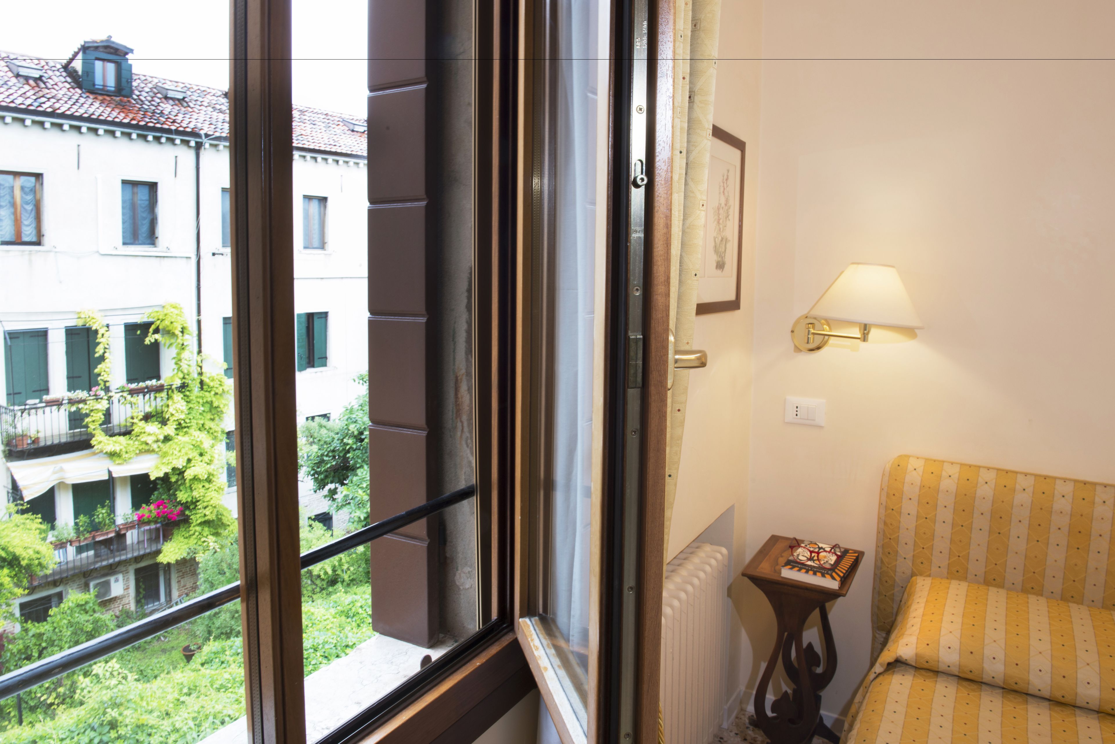 standard double room | view from room