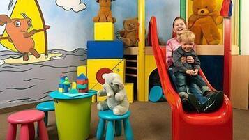Children’s play area – indoor