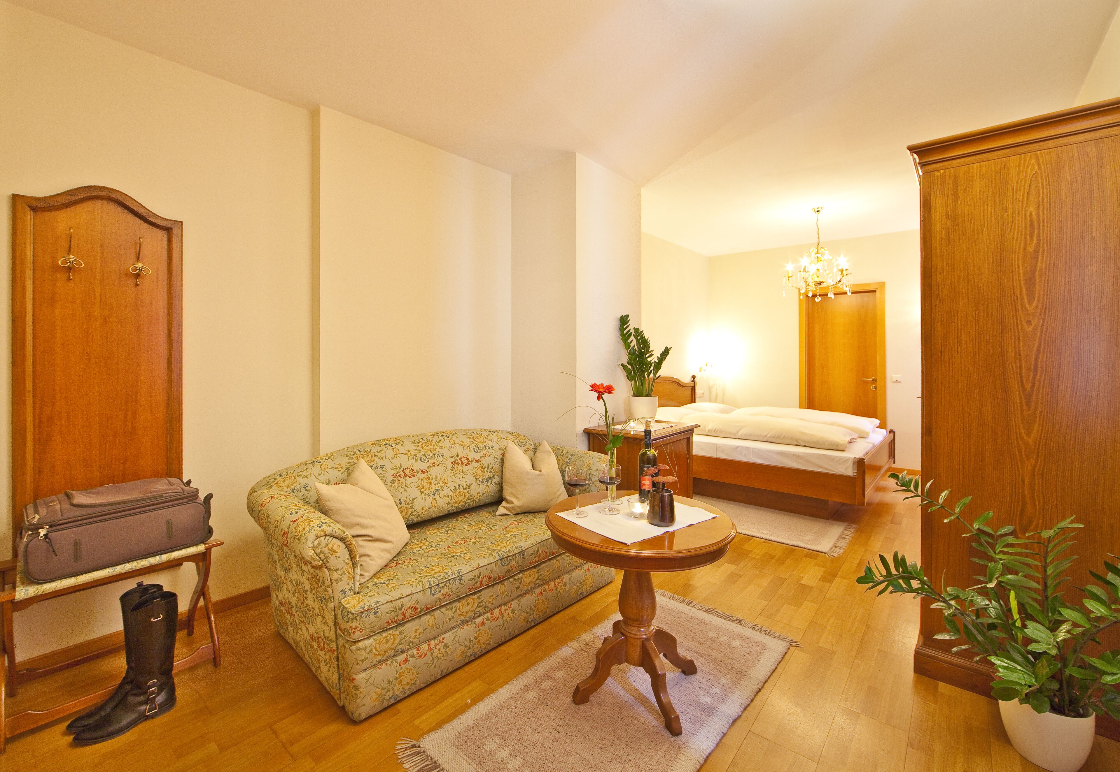 triple room | down duvets, select comfort beds, minibar, in-room safe