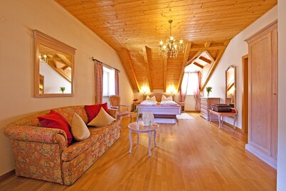 Hotel Tyrol