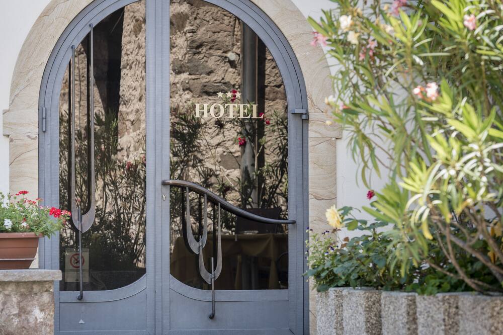 Hotel Tyrol
