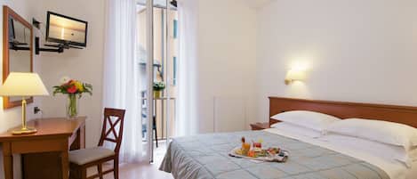 Chambre supérieure | Literie de qualité, coffre-fort, lit de bébé (supplément)