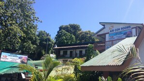 Front of property - Badladz Dive Resort (Puerto Galera)