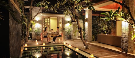 Villa, 1 Bedroom, Private Pool | Couples dining