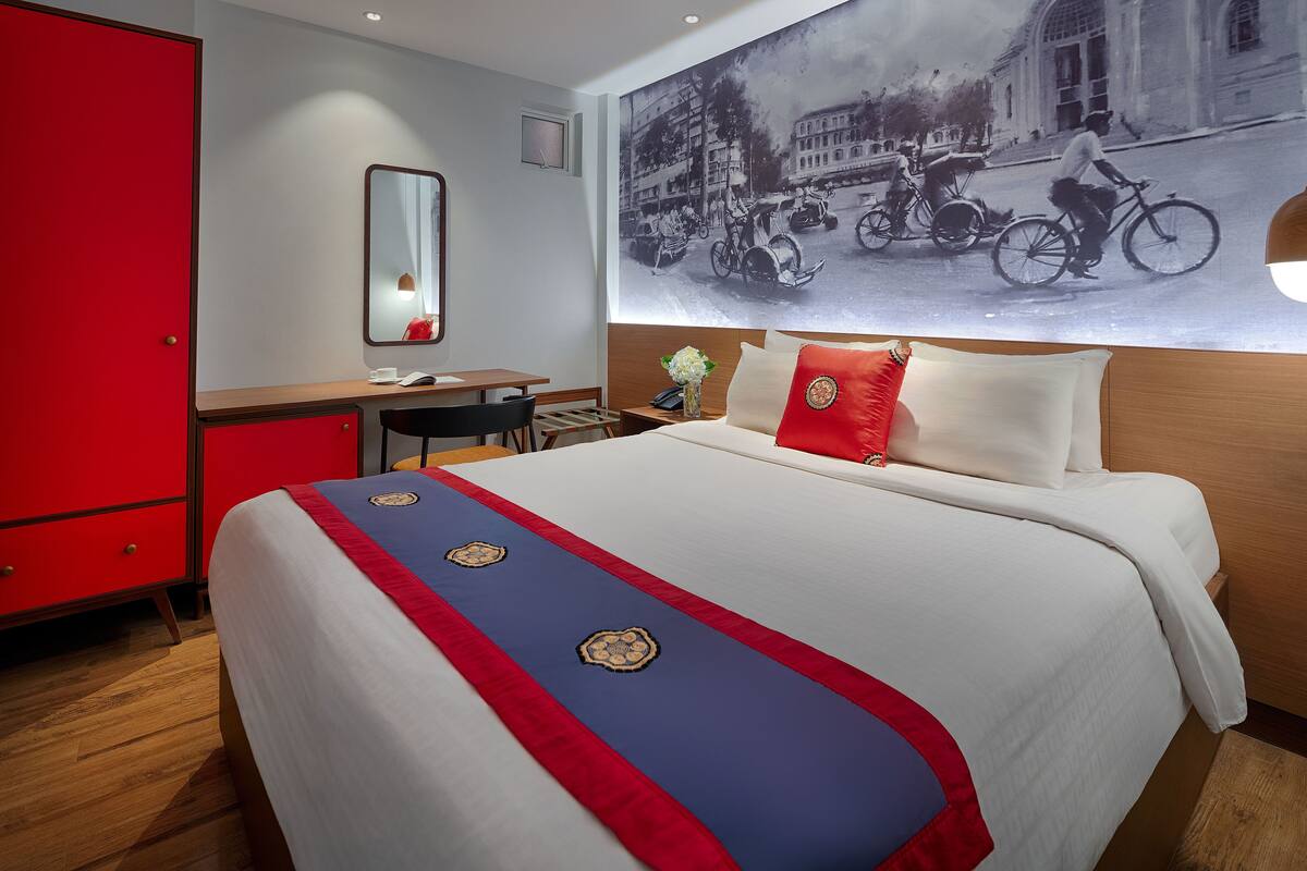 Habitación estándar, 1 cama doble | Minibar, caja fuerte, escritorio y espacio para trabajar con un portátil