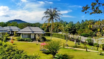 Suite, Garden View | Garden view