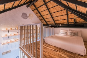 Suite, Garden View | In-room safe, individually decorated, rollaway beds, free WiFi - Perennial Resort (Sa Khu)