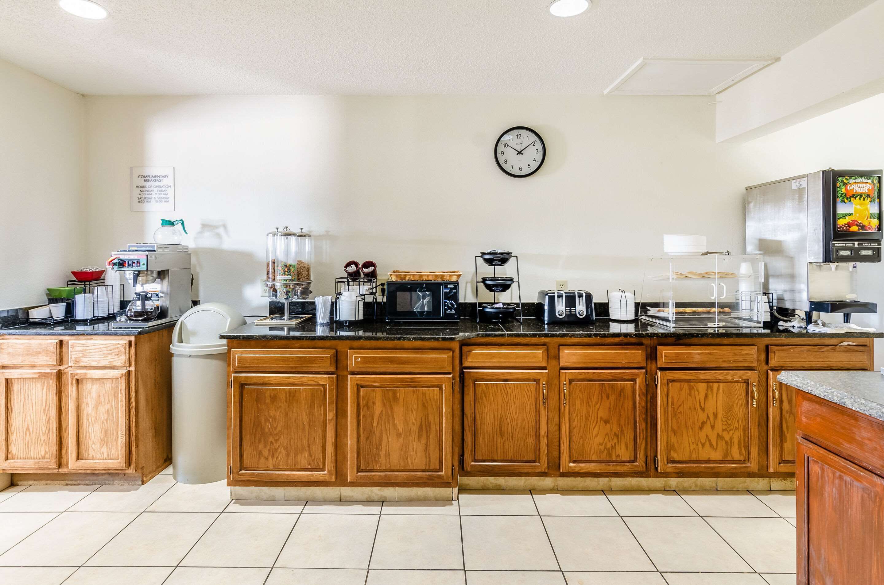 Bao gồm bữa sáng kiểu Âu hàng ngày 