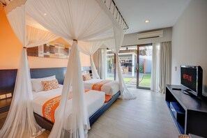 Royal Villa, 3 Bedrooms | Premium bedding, in-room safe, desk, blackout drapes - Villa Jerami & Spa (Seminyak)