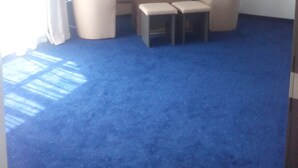 双床房 | 起居区