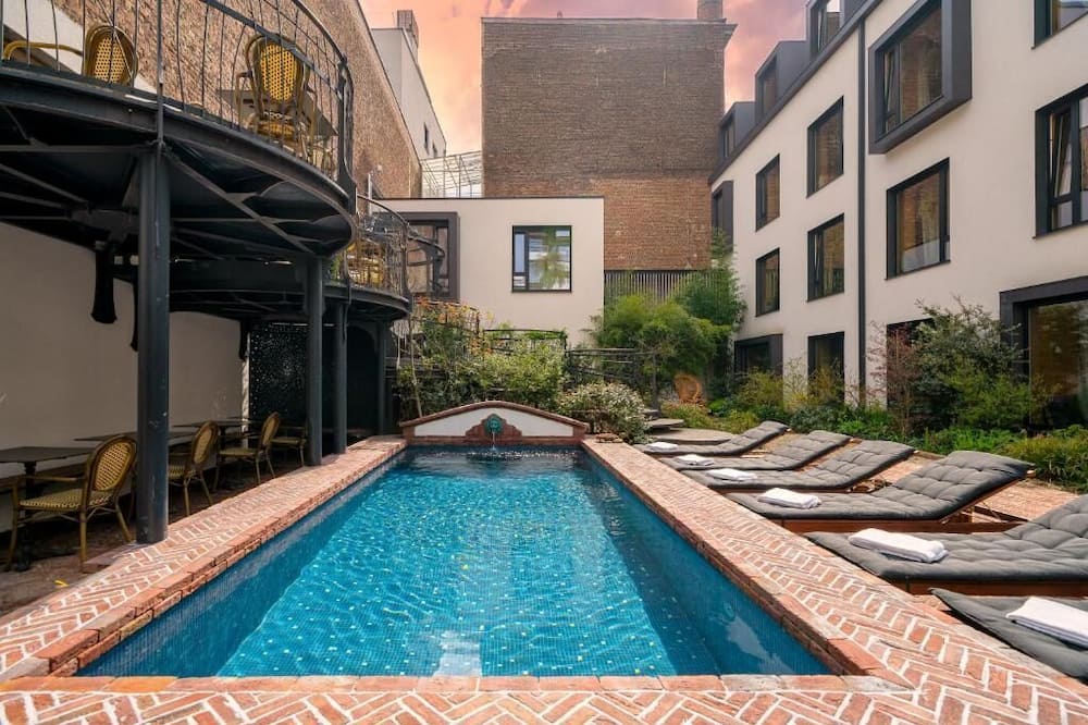 Latroupe Hotel Le Berger.