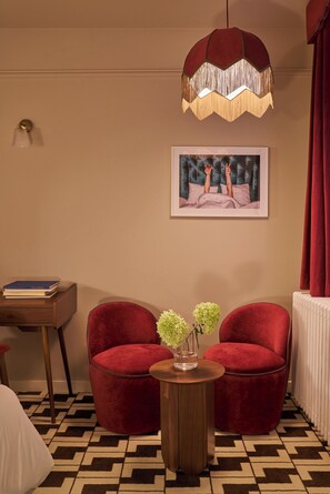 Maxi Room - Double | WiFi (free), bed sheets