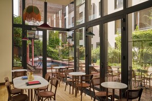 Daily buffet breakfast for a fee - Le Berger Latroupe Hotel (Brussels)