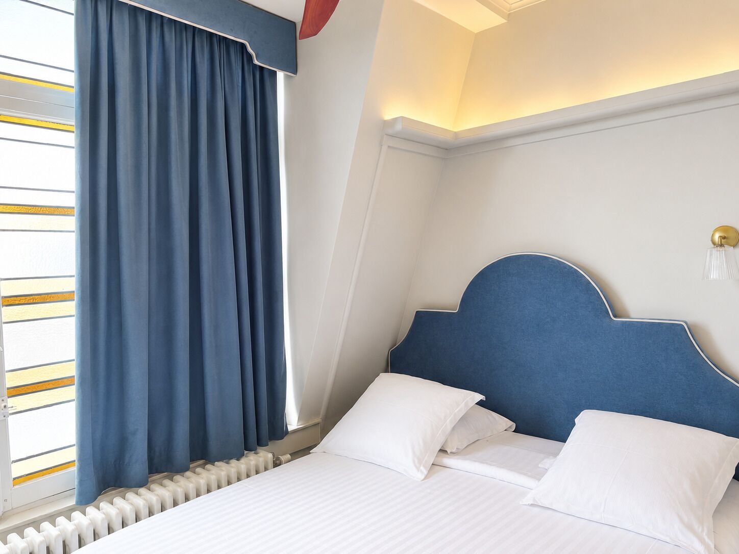 Comfy Room - Double | Wi-Fi de cortesia, roupa de cama