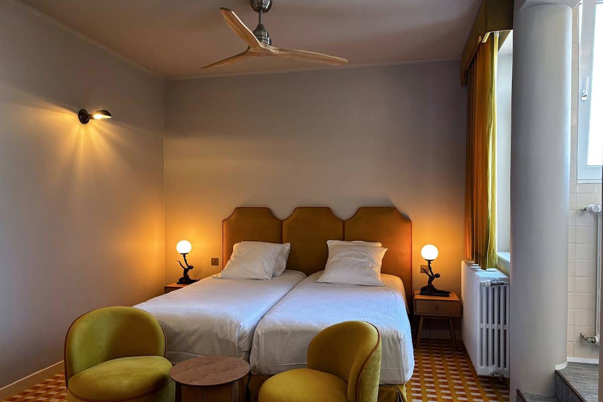 Maxi Room - Twin | Kostenloses WLAN, Bettwäsche