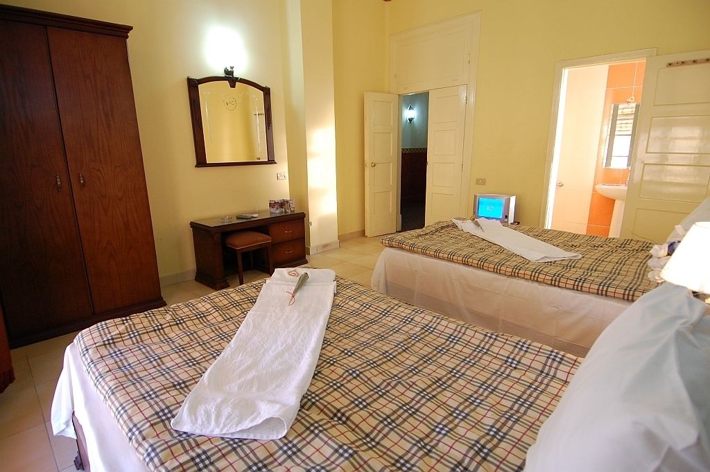 Rollaway beds, free WiFi