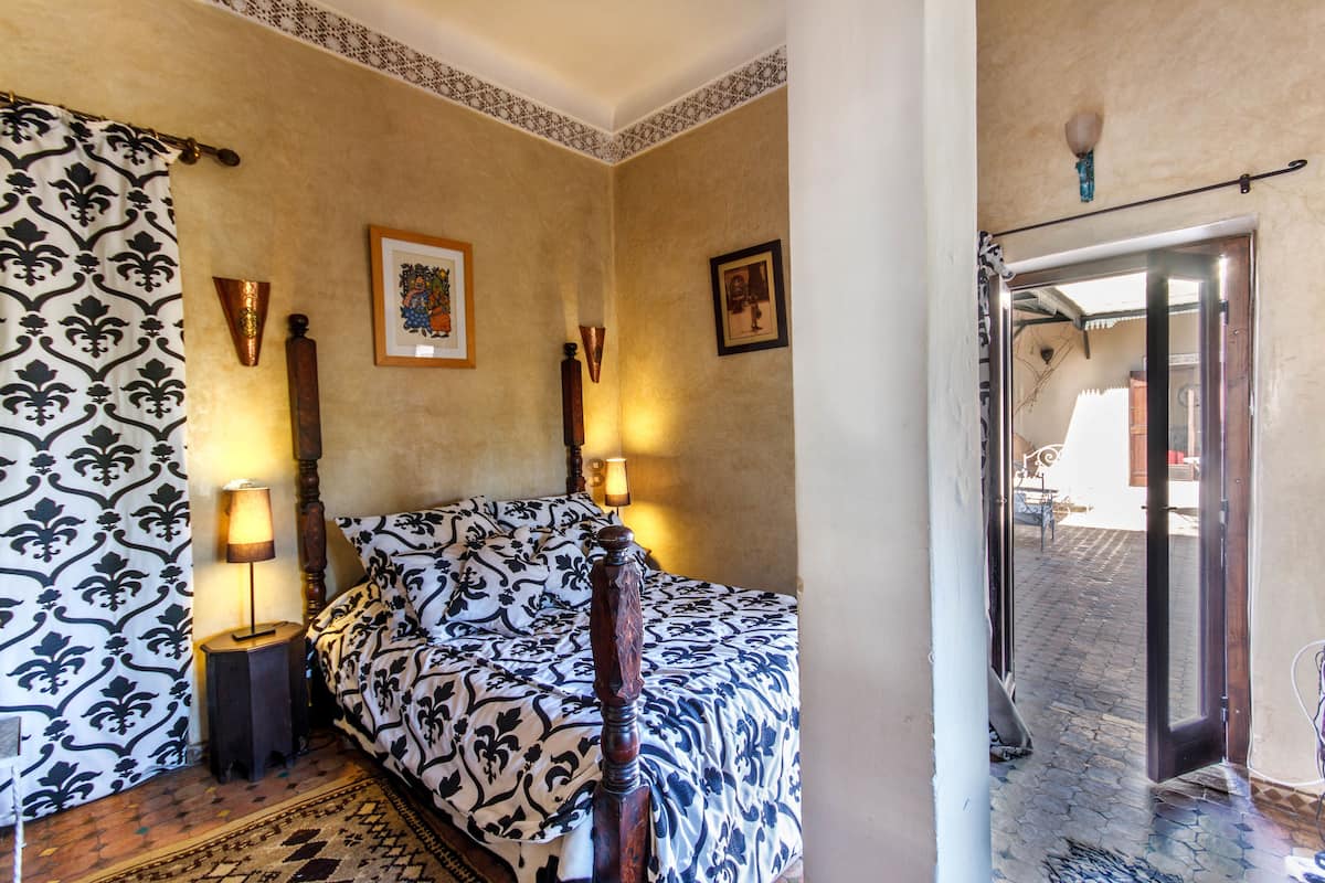 Doppia Deluxe, terrazzo (Chambre David-Néel) | 3 camere, biancheria da letto di alta qualità, con stile personalizzato
