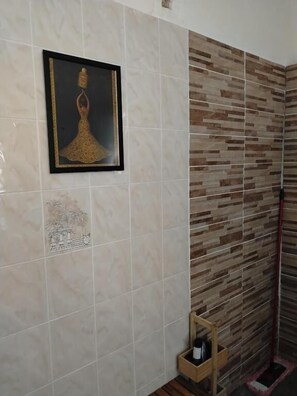 Hair dryer - Chez Brigitte Guesthouse (Nice)