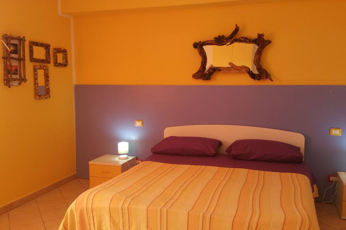 Comfort-Apartment, Terrasse, Poolblick | Bügeleisen/Bügelbrett, kostenloses WLAN