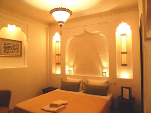 Deluxe Double Room, Courtyard View | In-room safe, individually decorated, individually furnished - Riad Viva (Marrakech)