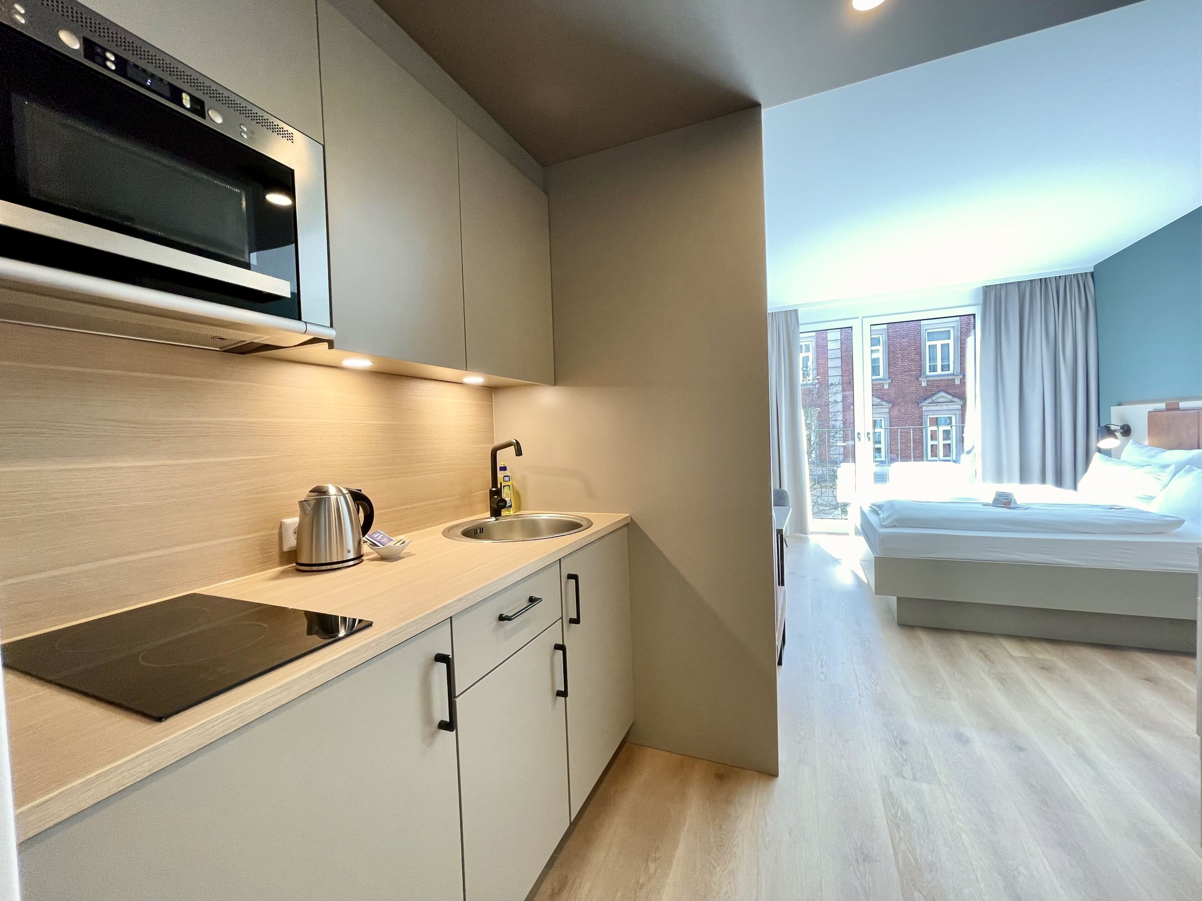 studio premium | private kitchen | espresso maker, coffee/tea maker