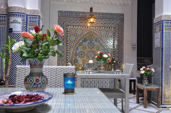 Free daily full breakfast - Riad Adarissa (Fes)