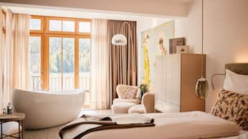 Ropa de cama hipoalergénica y minibar