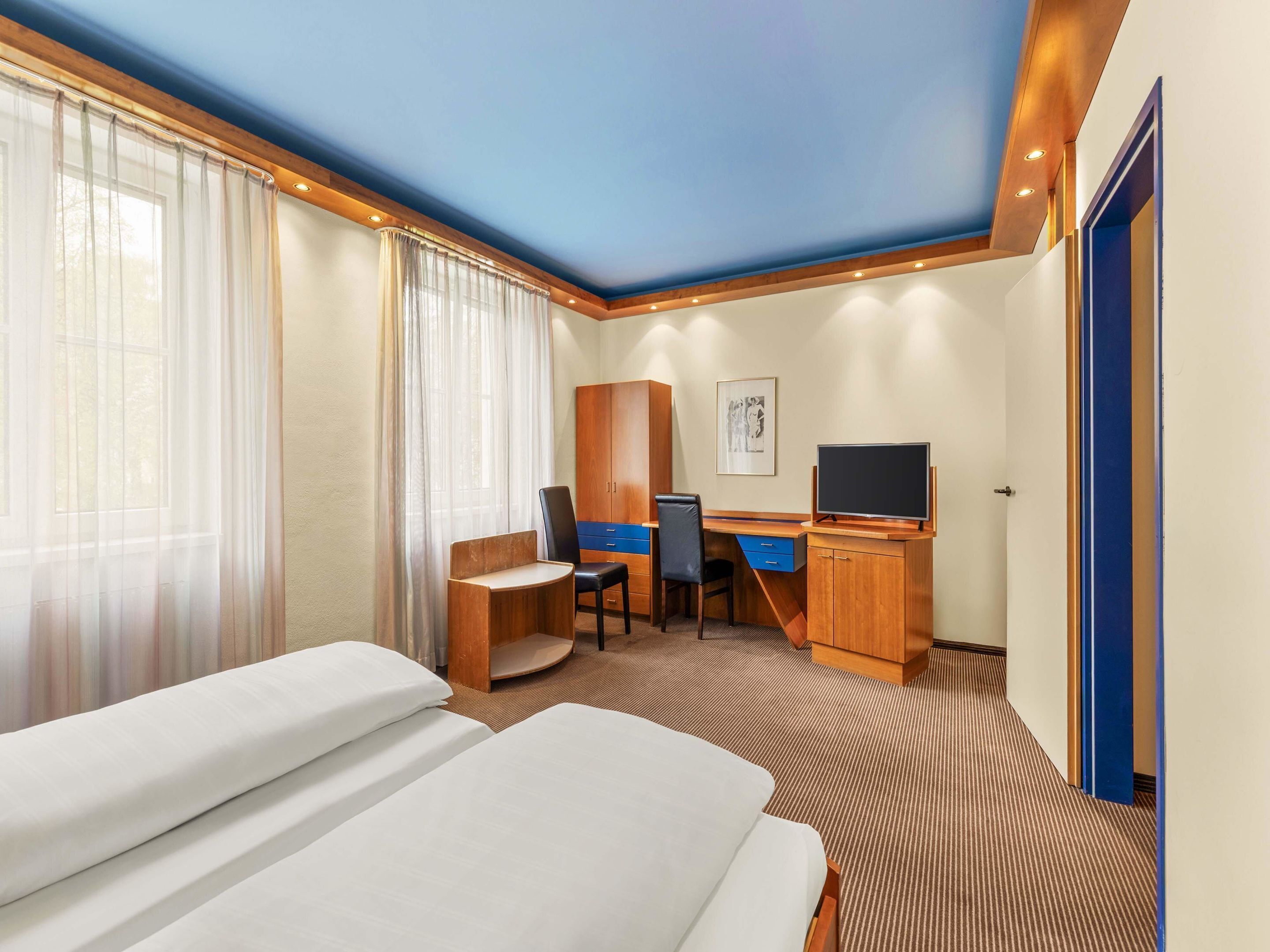 Photo - B&B HOTEL Linz City-Ost