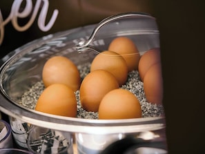 Daily buffet breakfast (EUR 12.90 per person)
