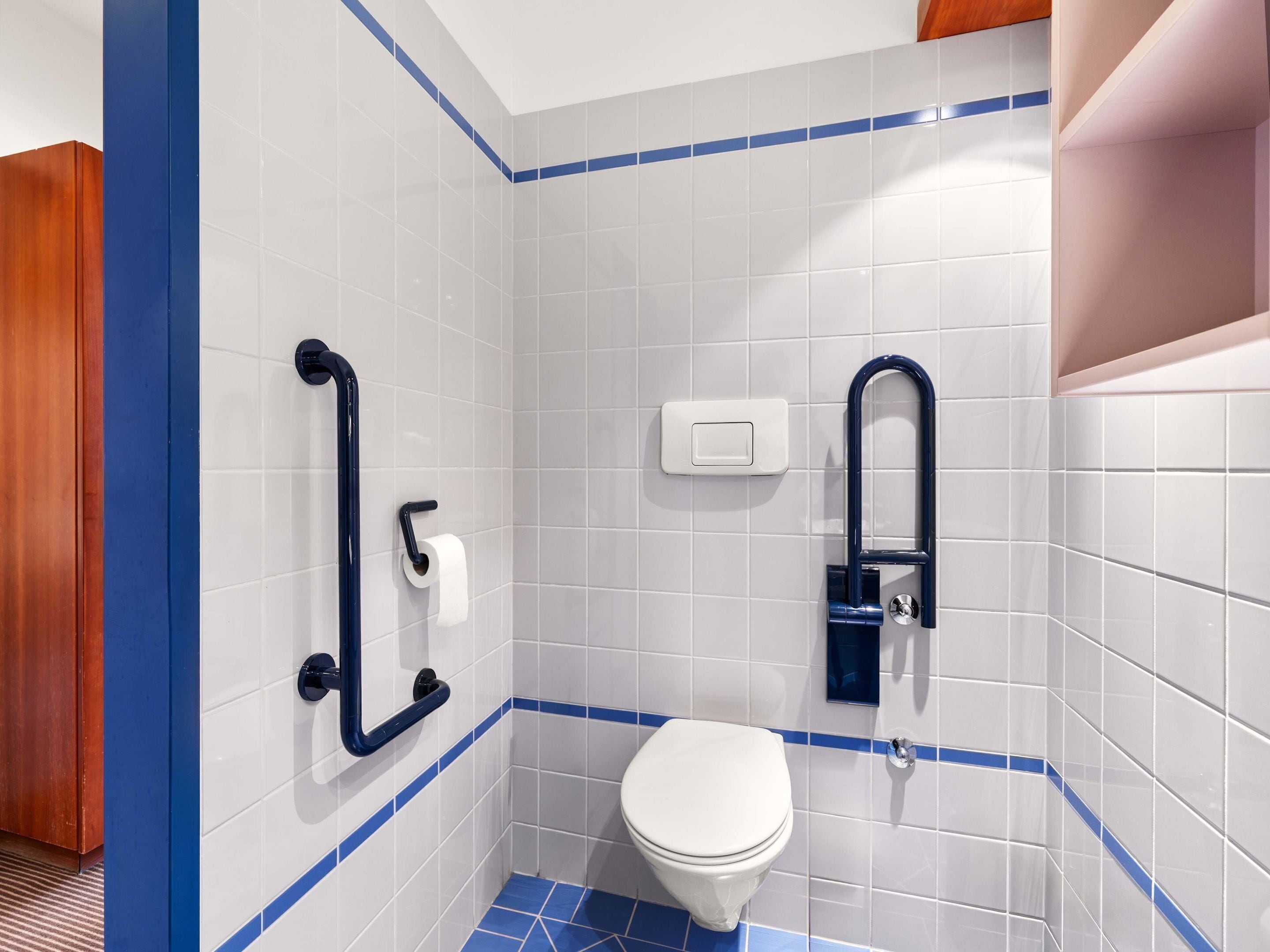 Photo - B&B HOTEL Linz City-Ost
