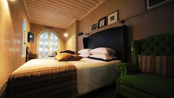 Grand Premium Terrace Suite (Only Lui) | Egyptian cotton sheets, premium bedding, pillowtop beds, minibar