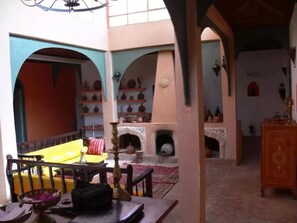 Petit déjeuner continental compris tous les jours