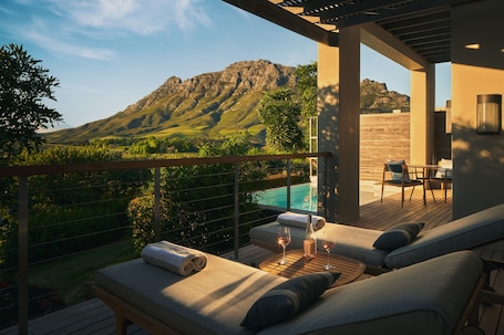 Luxury Lodge | Terrace/patio. Delaire Graff Lodges & Spa