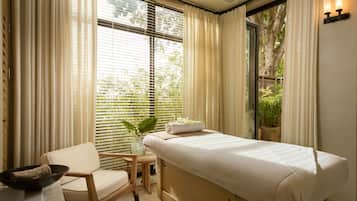 Couples treatment rooms, sauna, steam room, body treatments, body wraps