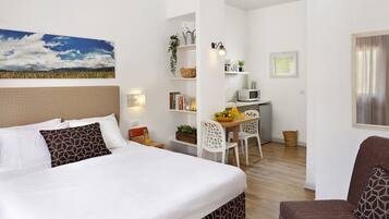 Familienstudio (Garden Access) | 1 Schlafzimmer, Minibar, Schreibtisch, schallisolierte Zimmer