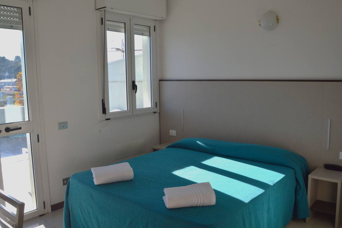 In-room safe, desk, free WiFi, bed sheets