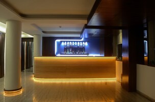 酒吧（店内）