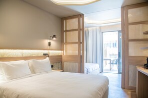 Classic Family Room, Private Pool, Garden View