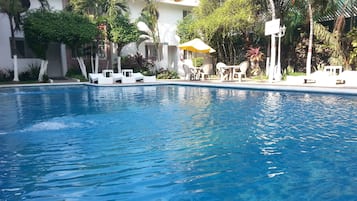 Outdoor pool, pool umbrellas