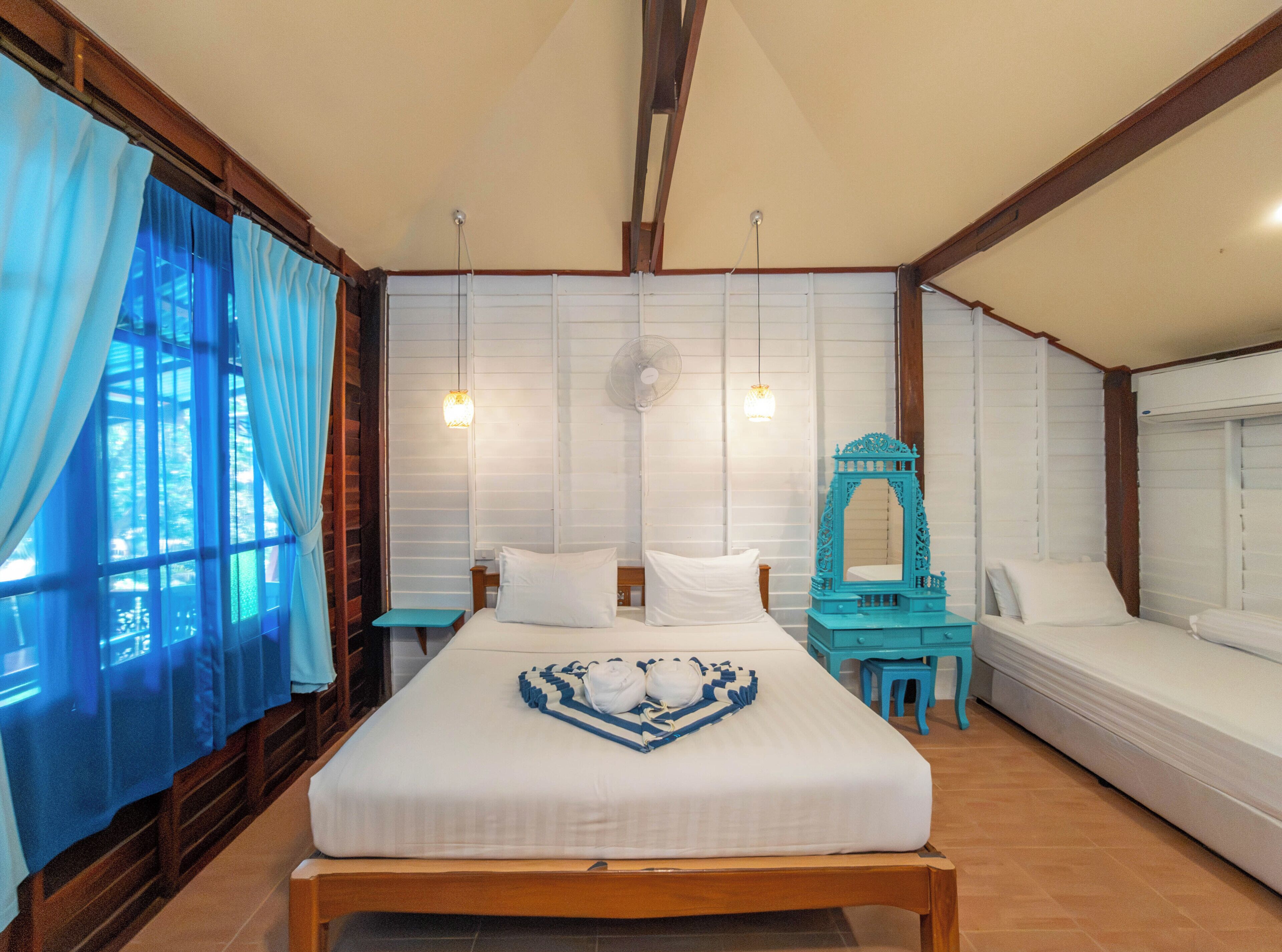 Ropa de cama de alta calidad, colchones Select Comfort y wifi gratis 