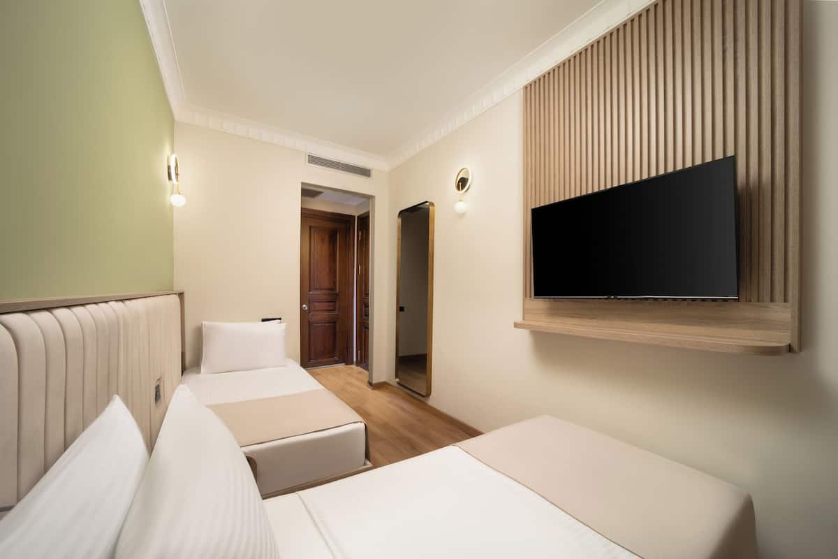 STANDART TWIN ROOM