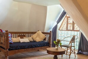 Comfort Triple Room, Balcony | Premium bedding, minibar, in-room safe, free WiFi - Villa Kiva (Matemwe)