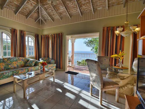 Tropical Lagoon Resort